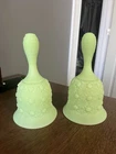 Vintage 1976 FENTON Uranium Satin Custard Glass Bell Daisy & Button