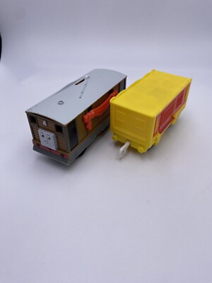 G154 Trackmaster Thomas & Friends ''TOBY''  Celebration Coach Motorized