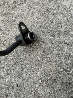 2047549 Paccar Turbo Feed Oil Line OEM Part for sale online | eBay