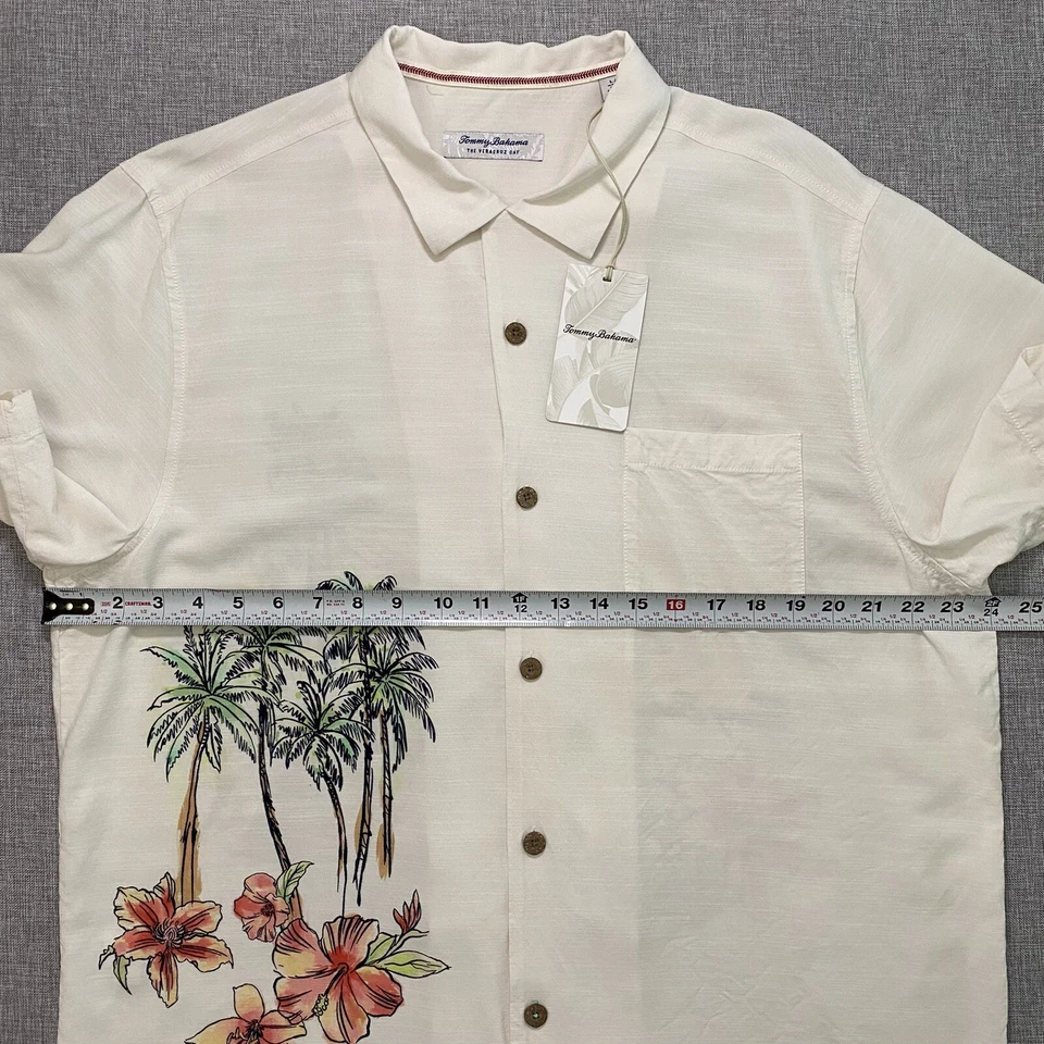 Tommy Bahama Texas Rangers Veracruz Cay Mens Large Button Up Shirt NWT - Image 4 of 4