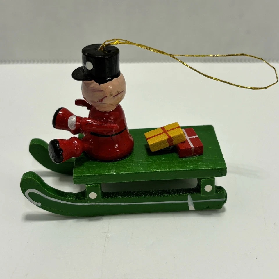 "Juego de 4 adornos navideños de madera vintage de 1,5"" trineo de soldado para muñeca pony ratón" Foto 4 de 4