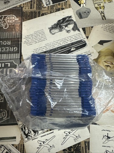 VINTAGE NOS Lot of 25 Floppy Disks 3 1/2 Inch (3.5 Inch) - Blue Unbranded NEW - Picture 2 of 5