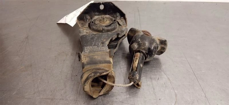 Porta-rodas sobressalentes de 2005 Cadillac Escalade Esv 8428765 - Imagem 4 de 4