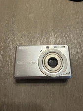 Sony Cybershot DSC-S750 Digital Camera 7.2 Mega Pixels Battery Charger
