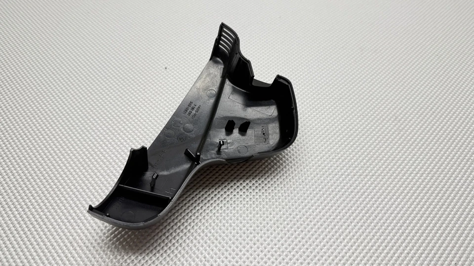 2008 - 2013 BMW X3 X5 X6 REAR VIEW MIRROR SURROUND LEFT TRIM COVER 7161081 OEM - Image 3 of 4