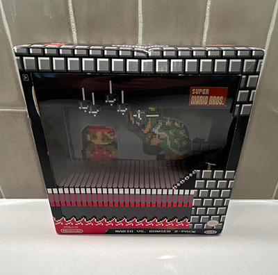 Super Mario Bros Mario vs Bowser 2 Pack Pixel Figure World of Nintendo