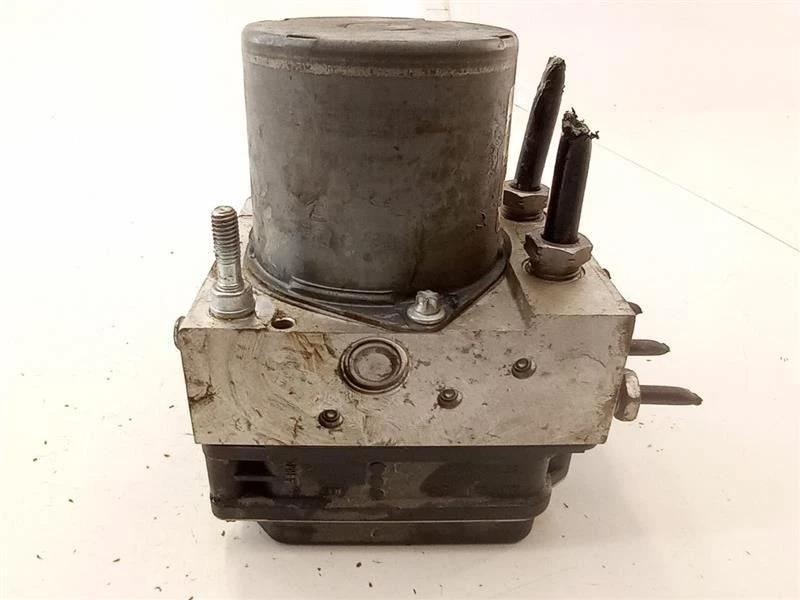 Ford Taurus 2012 bomba ABS 3,5 L probado OEM sin crucero adaptativo  Foto 3 de 4