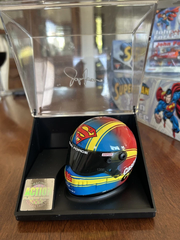 Colección temática John Force Superman 1999 edición limitada: ¡coche, banco, casco! Foto 3 de 4