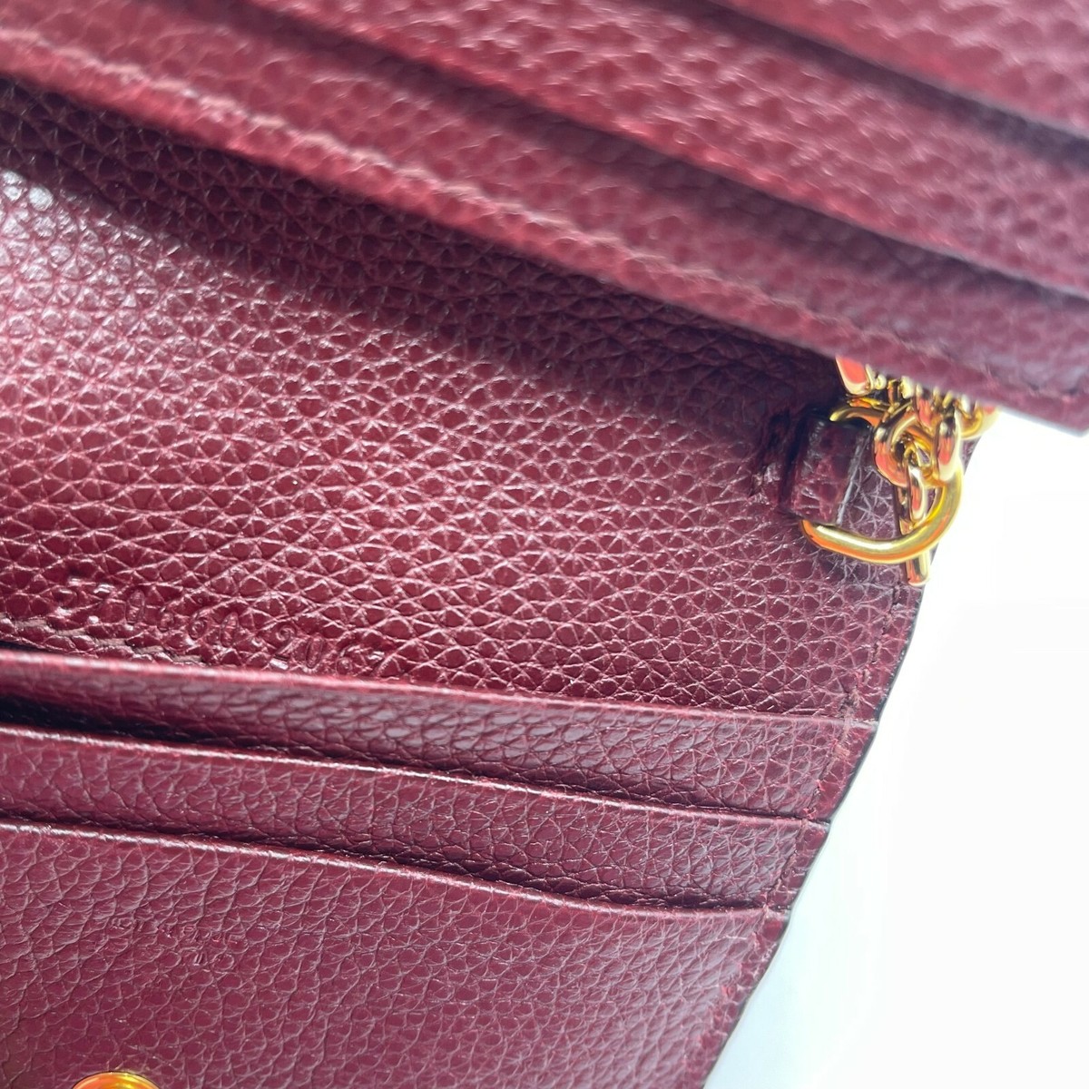 Gucci★素敵！Zumi Burgundy Leather Gold Chain Mini Wallet Gucci Mini Wallet On Chain Gucci Zumi Burgundy Leather Gold