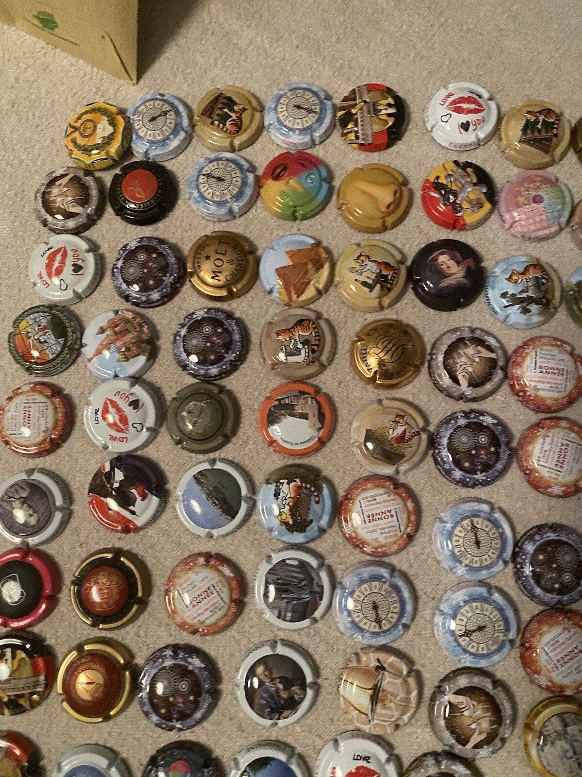 Lot de 100 capsules de champagnes 9 eBay