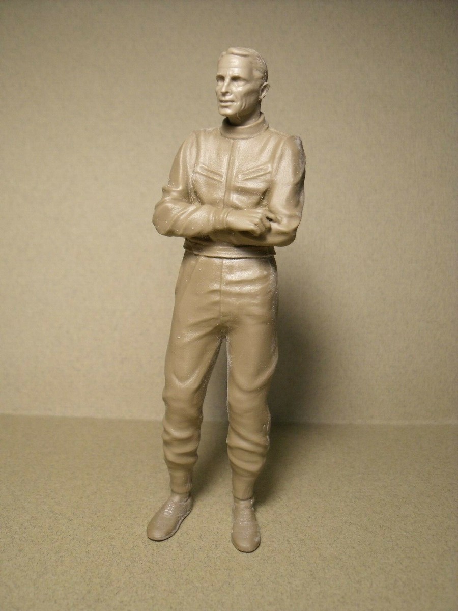 Figurine 1/18 Dan Gurney Starting - Ford 1967 - Résine Non Peinte - Collection