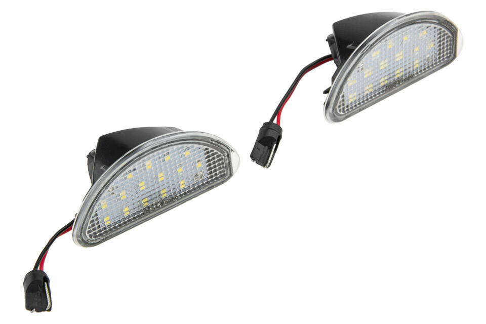 Feux de plaque LED finitions premium pour Toyota Aygo 2005 à 2014 plastique ABS noir
