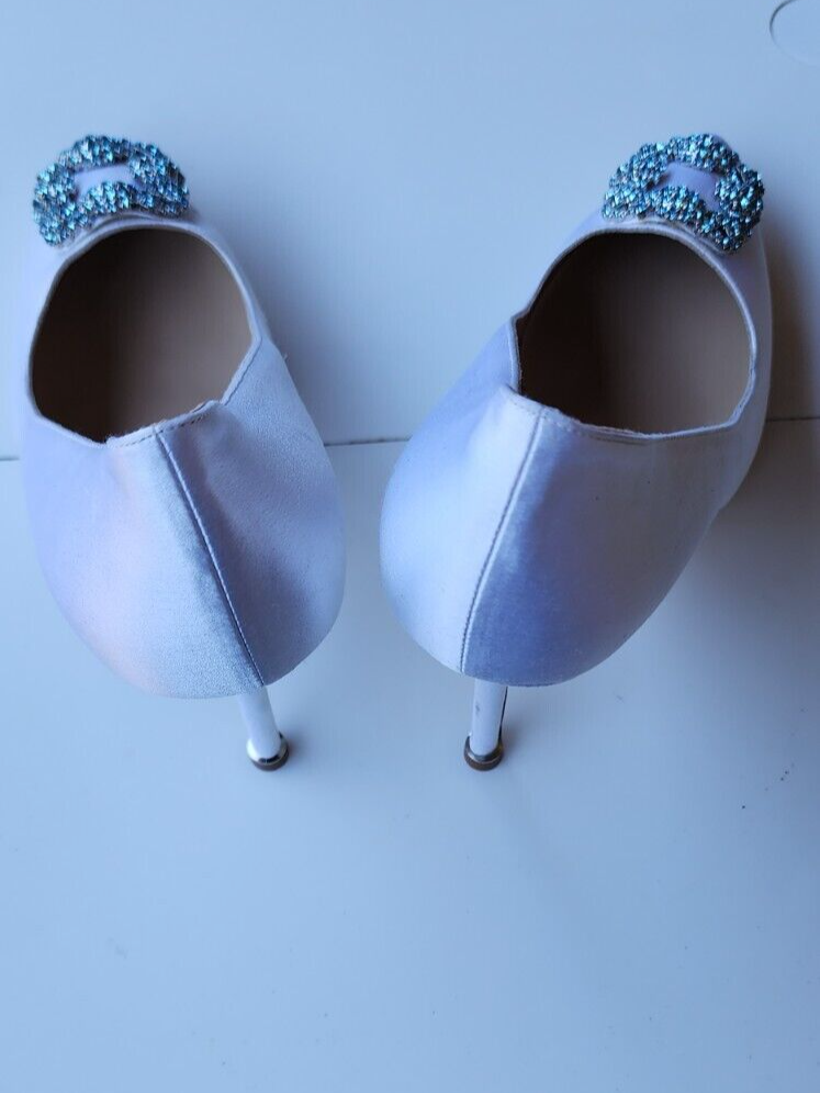 Manolo Blahnik Hangisi Size 11 White Satin Jewel Buckle Pumps MSRP