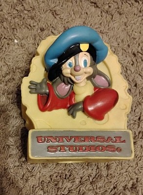 Universal Studios 1986 Fievel An American Tail Bank Coin Bank