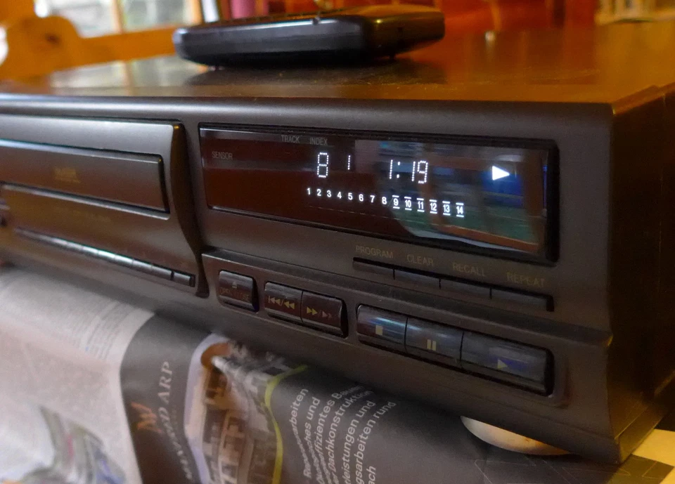 Technics SL-PG490 CD Player / Digital Optical Out mit Fernbedienung - Bild 2 von 4