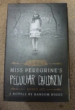 Ransom Riggs Miss Peregrine's Peculiar Children Box Set 3 Books