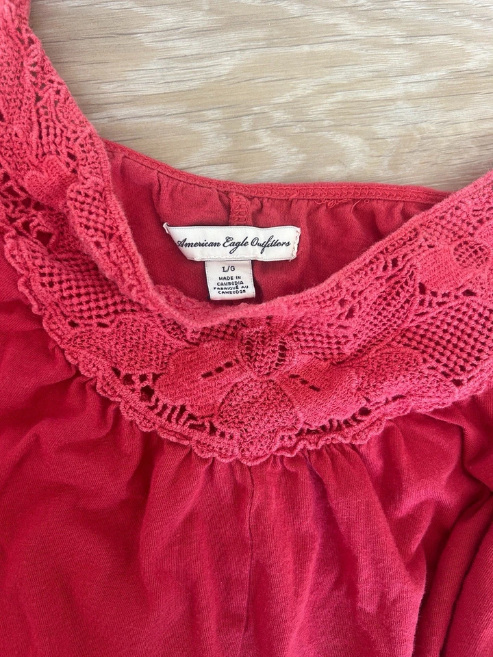 American Eagle Womens Large Red Crochet Lace Trim Sleeveless Flowy Tank Top - Image 4 of 4