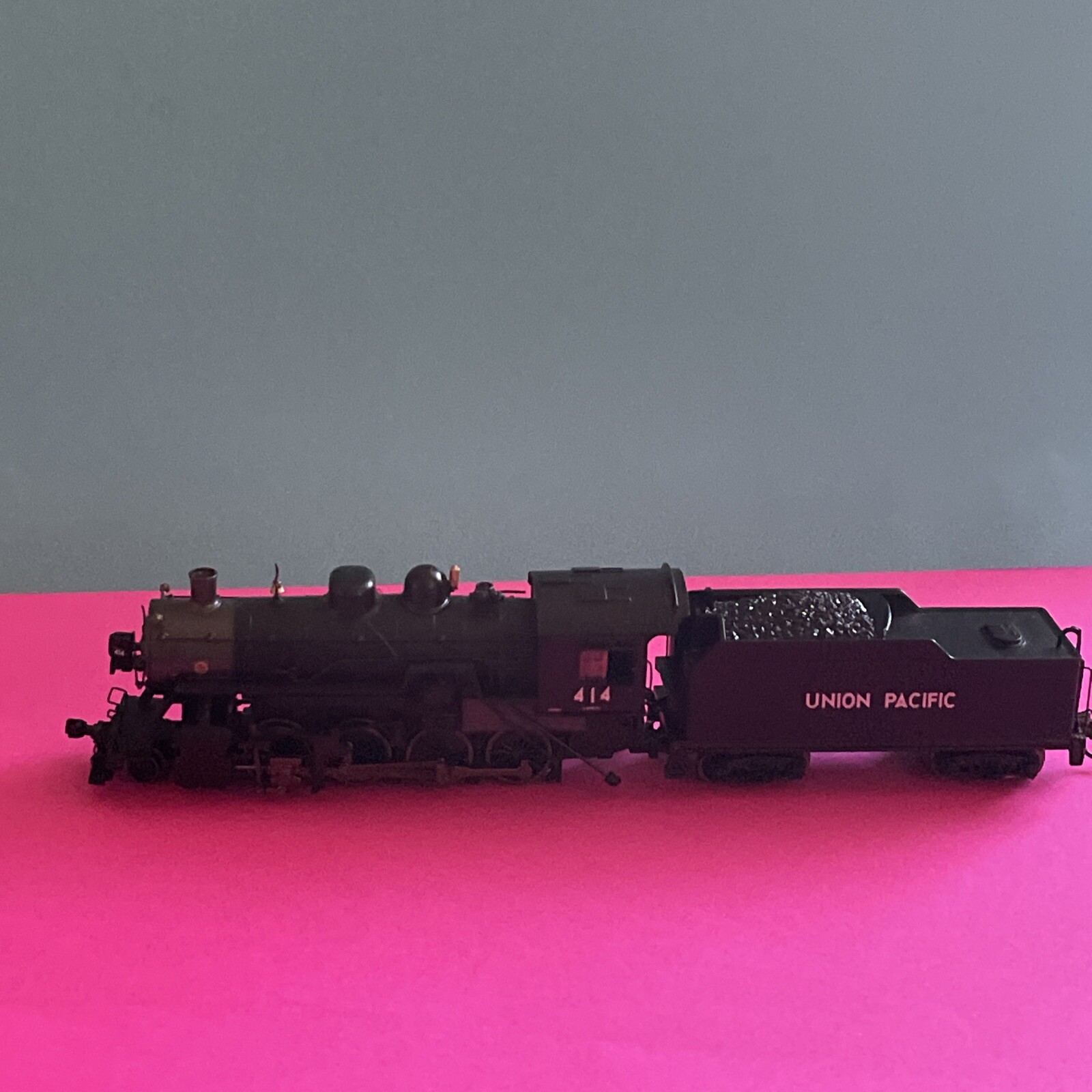 Picture 4 of 6