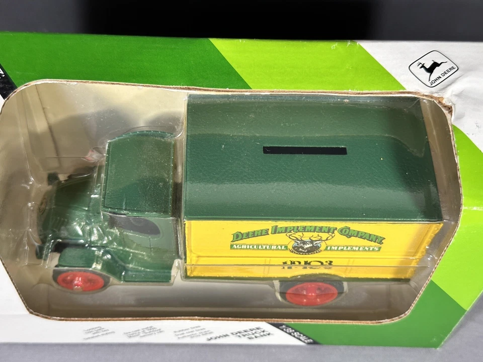 Banco de camión con panel de entrega Mack Bull Dog 1926 ERTL John Deere Implement Co Foto 3 de 4