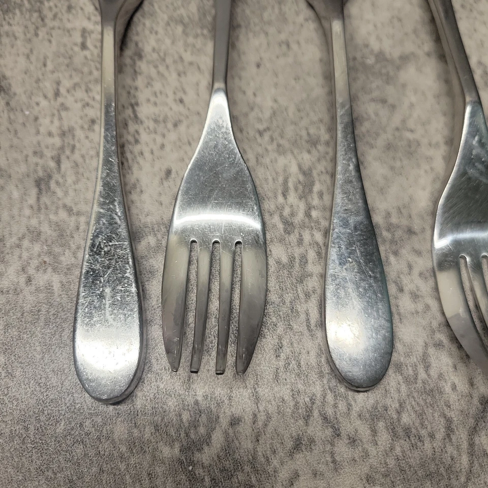 KNORK Stainless ORIGINAL Flatware Dinner Forks 7 5/8” Lot of 4 - Image 2 of 4