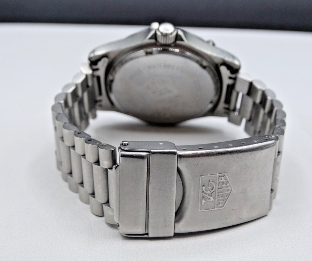 TAG Heuer 2000 Slate Gray Men's Stainless Steel Watch TAG Heuer 2000 Slate Gray Men's Stainless Steel Watch