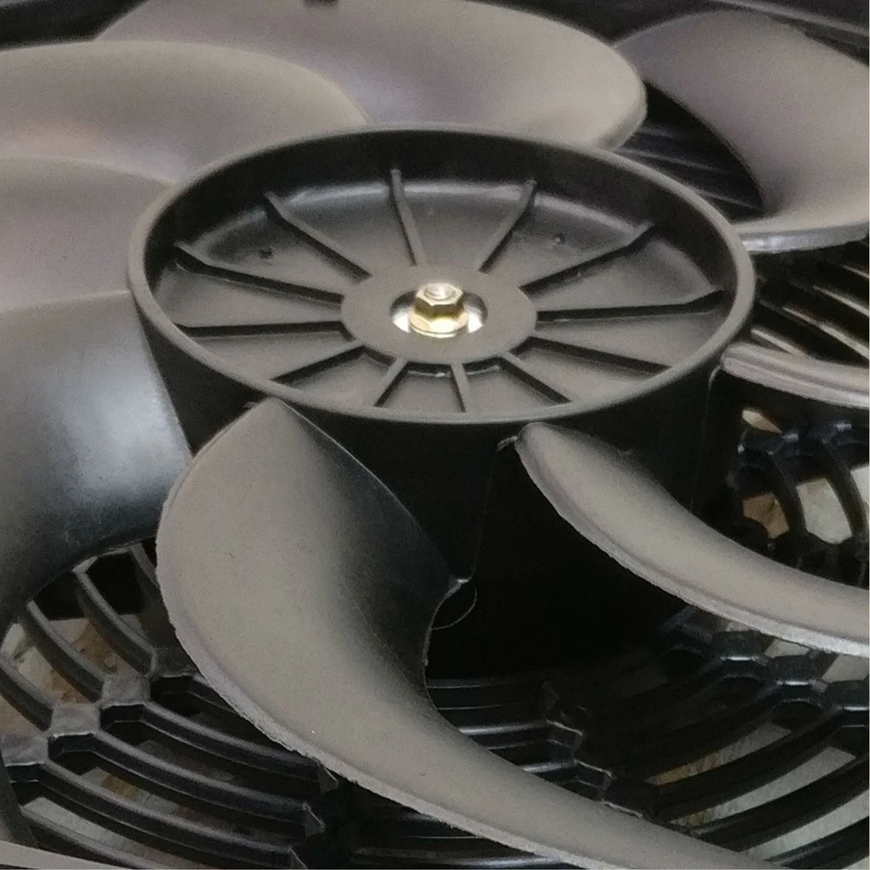 Chevrolet Nova 1973 14 pulgadas Super Duty ventilador de radiador nuevo 12 V 120 W refrigeración por volumen Foto 3 de 4