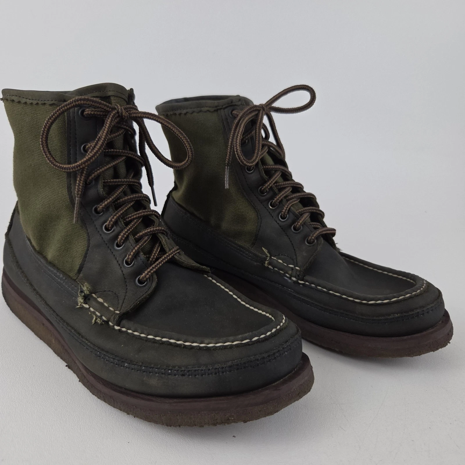 Russell Moccasin Co Boots Mens Size 11 EE Green Leather Moc Toe Hunting 5077
Opens in a new window o