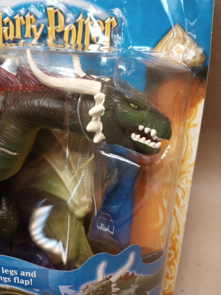De colección 2001 Harry Potter Norbert Deluxe Creature Collection Dragón Foto 2 de 4