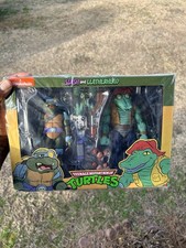 NECA TMNT Teenage Mutant Ninja Turtles & Slash Leatherhead 2 Set Action Figure