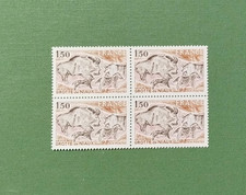 1979 2043 GROTTE DE NIAUX BLOC DE 4 TTB