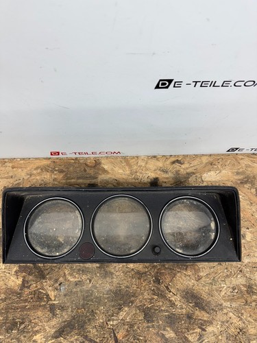BMW E10 2002 02 Kombiinstrument Halter Tachoeinheit