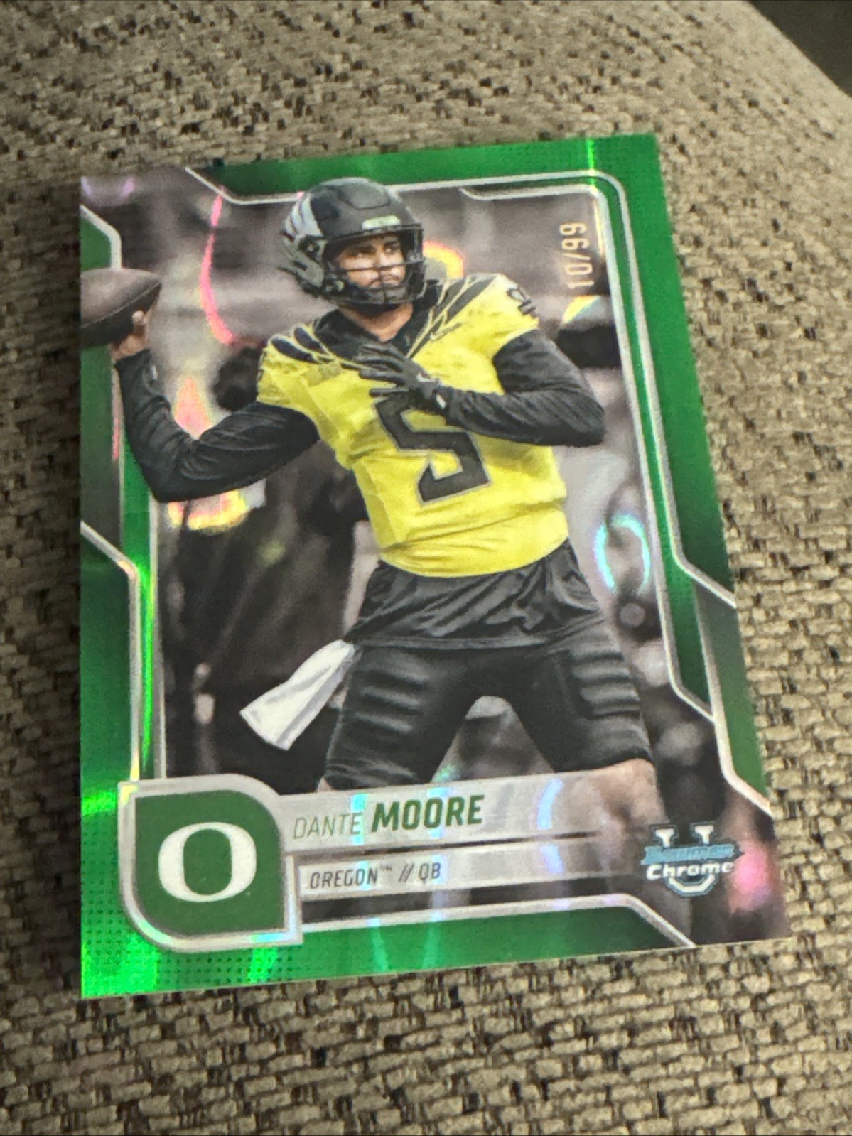 2025 Bowman U Chrome Green Lava 10/99 Dante Moore 137 Oregan Ducks Football 3K