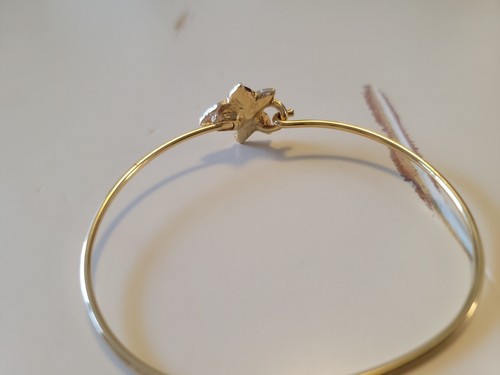 Vintage Avon Gold Tone Leaf Bangle Bracelet Earring Set Estate Dainty Jewelry - Picture 5 of 7