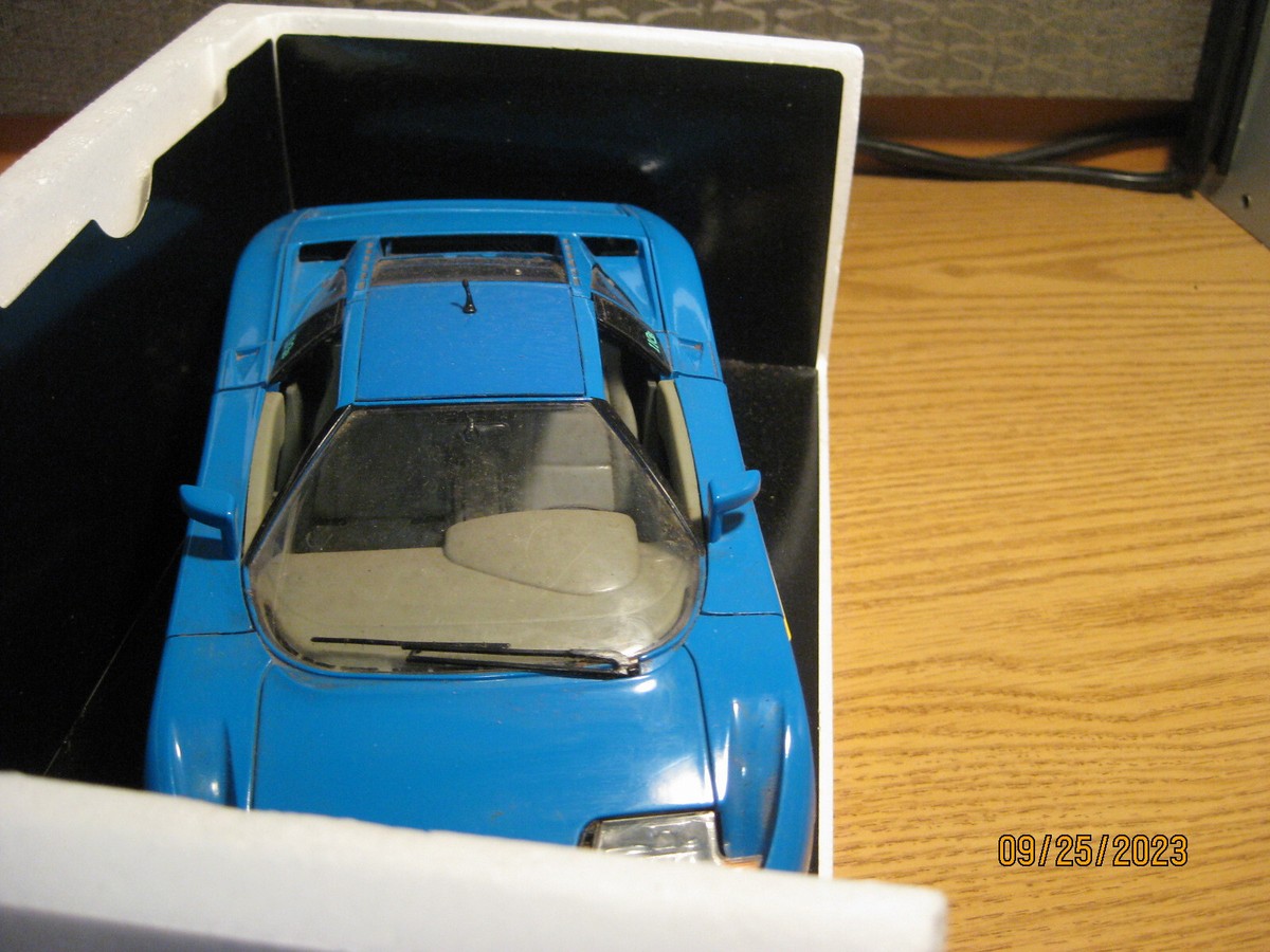 1/18 1991 BUGATTI EB110 IN BLUE BY BURAGO # | eBay
