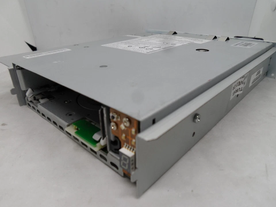 IBM LTO5 SAS HH ultrium5 Drive W/ tray TS3100 TS3200 46X1939 46X6073 3573-8247 - Image 3 of 4