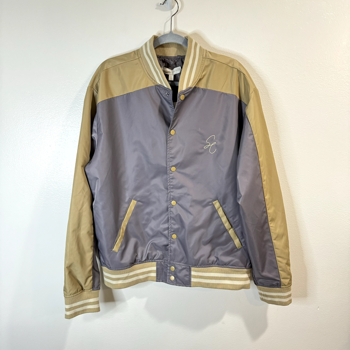 NWT Urban Outfitters Coat Size L Standard Cloth Varsity Jacket Nylon Gray  Tan