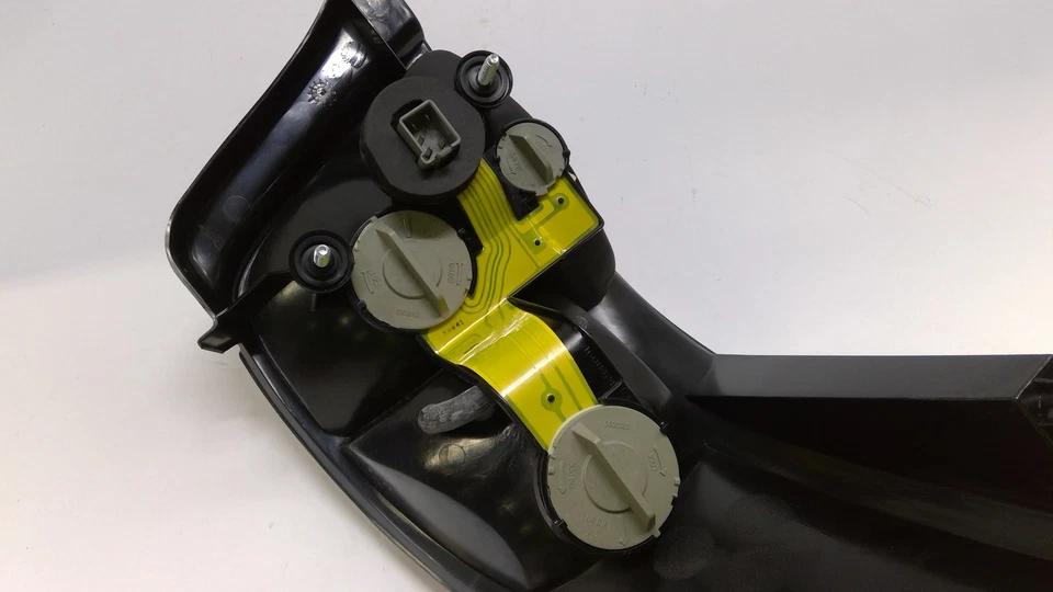 FITS 1995-2000 CHRYSLER CIRRUS TAIL STOP TURN LAMP 4814360AC - NEW OEM - Image 3 of 3