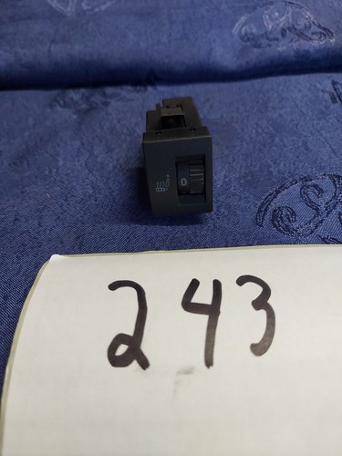 VW Polo 9N  1 Sitzheizung Schalter