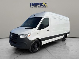 2024 Mercedes-Benz eSprinter Cargo 170 WB