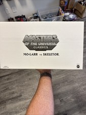 Mattel Masters Of zthe auniverse Classics MO-LARR VS SKELETOR SDCC New MIB 2009