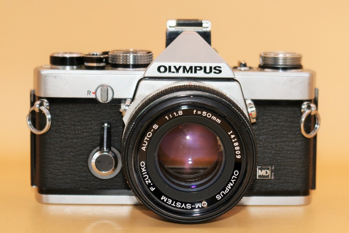 Olympus OM-1N 35mm SLR w/ Zuiko 50/1.8 + Soligor Macro Lens