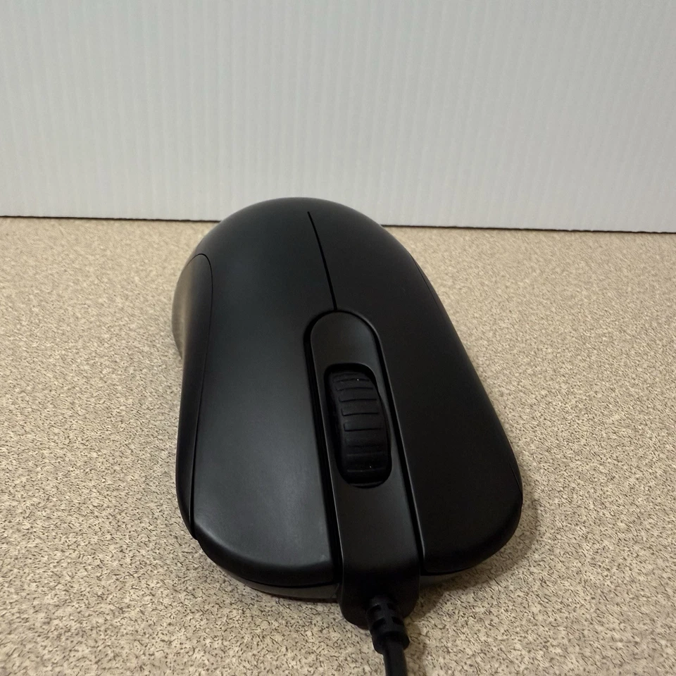 Zowie ZA12-B Gaming Mouse - Wired Esports Right Hand - Image 4 of 4