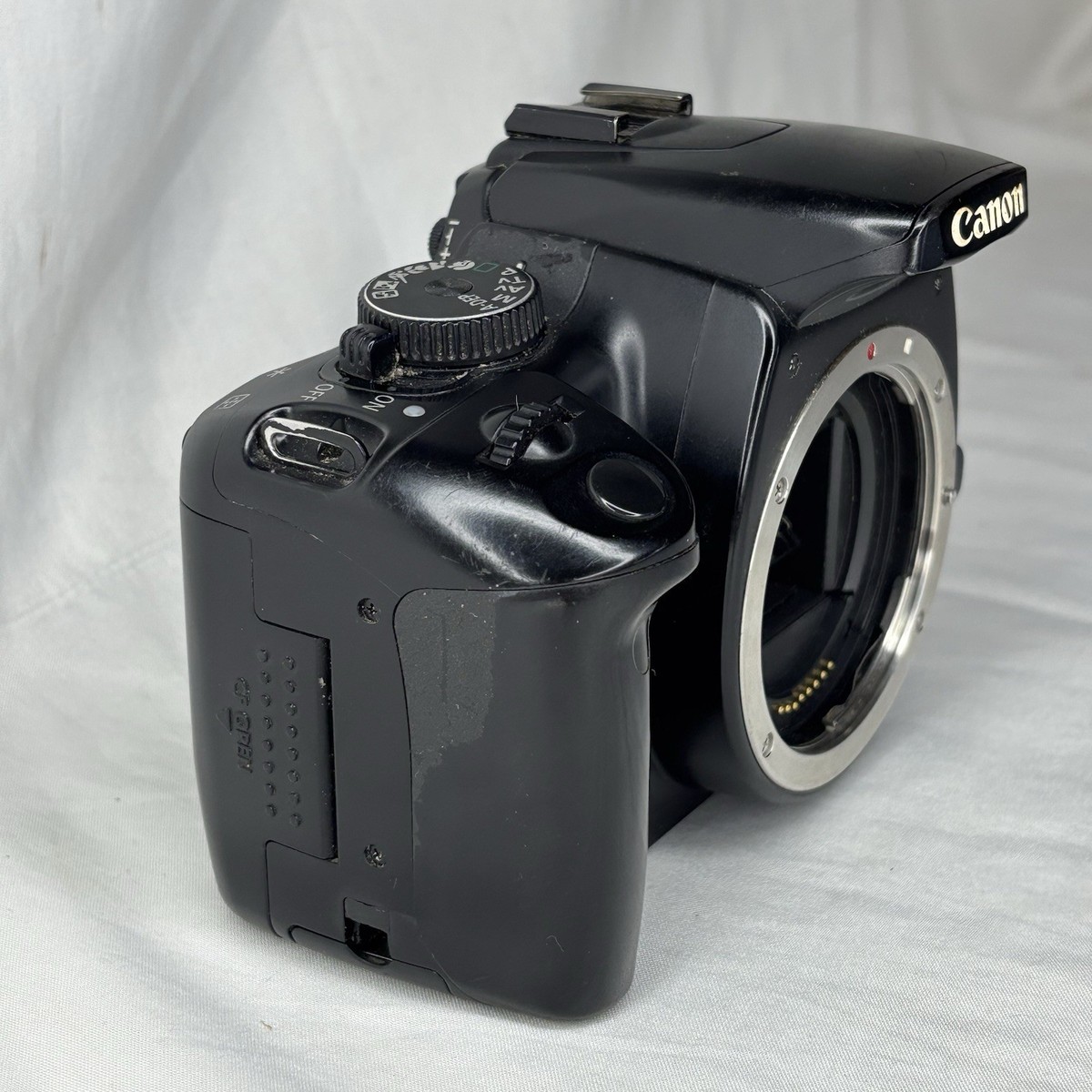 Canon EOS Rebel XTi 10.1MP DSLR Digital Camera Body Only DS126151