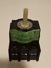 MOELLER P1-32/EA/SVB MAIN SWITCH - NOS