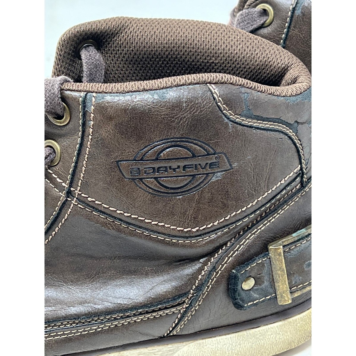 Day Five Rebel 3 Faux Leather Chukka Boot Mens 11 | eBay