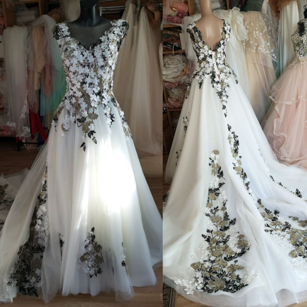 Florals Boho Wedding Dresses Fairy V Neck with Court Train Tulle Bridal  Gowns | eBay
