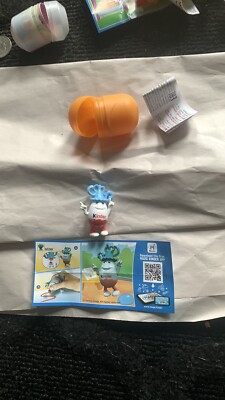 kinder egg surprise toy 