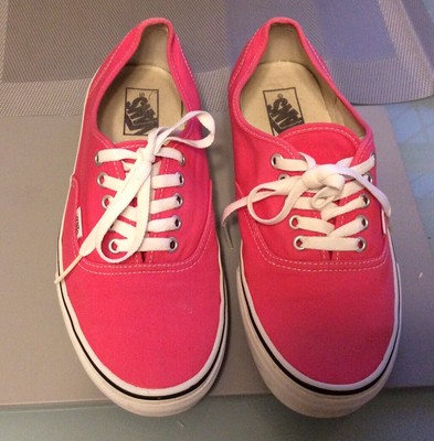 vans checkered pumps