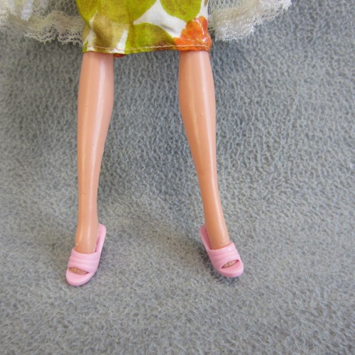 Vintage Fashion Doll Marlo Flip Mitzi Barbie clone ciglia radicate Hong Kong - Foto 9 di 13