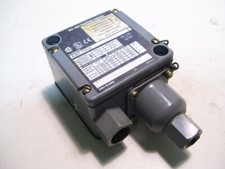 AB ALLEN BRADLEY 835T-T253J 12-150PSI  6-30 DIFF 72-120V/60A M /6A B P3502